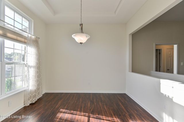 220 Rockcrest Way, Louisville, KY 40245