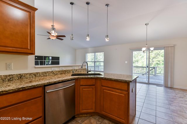 220 Rockcrest Way, Louisville, KY 40245