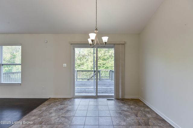 220 Rockcrest Way, Louisville, KY 40245