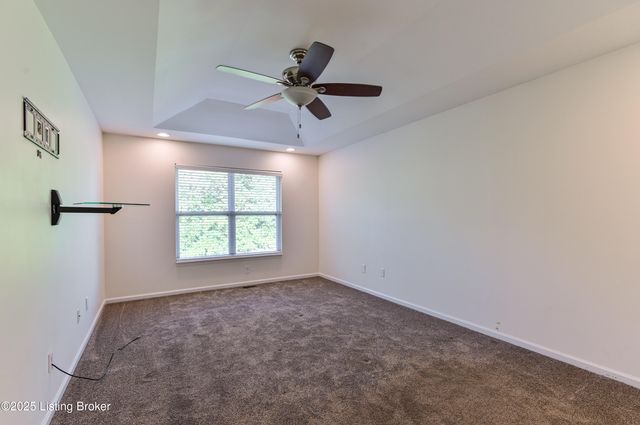 220 Rockcrest Way, Louisville, KY 40245