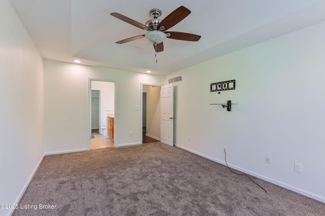 220 Rockcrest Way, Louisville, KY 40245