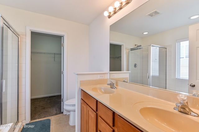 220 Rockcrest Way, Louisville, KY 40245