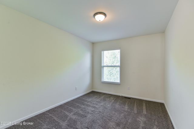 220 Rockcrest Way, Louisville, KY 40245