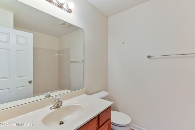 220 Rockcrest Way, Louisville, KY 40245