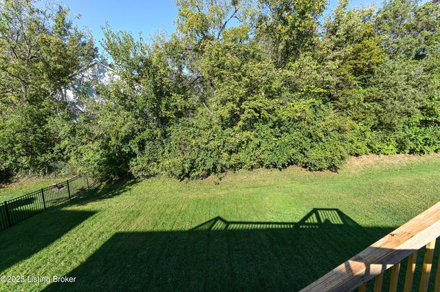 220 Rockcrest Way, Louisville, KY 40245