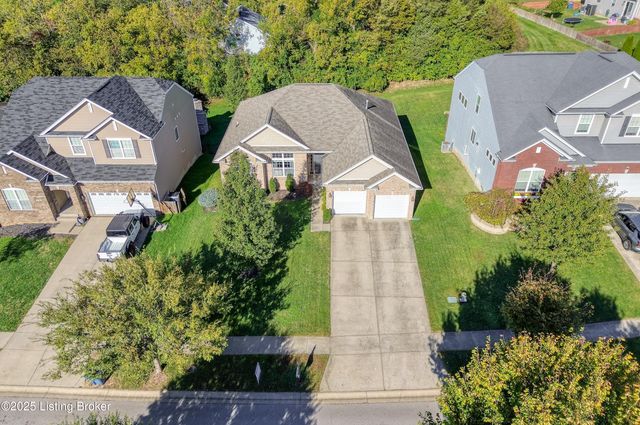 220 Rockcrest Way, Louisville, KY 40245