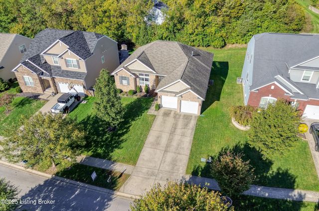 220 Rockcrest Way, Louisville, KY 40245