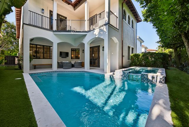 804 N Rio Vista Boulevard, Fort Lauderdale, FL 33301
