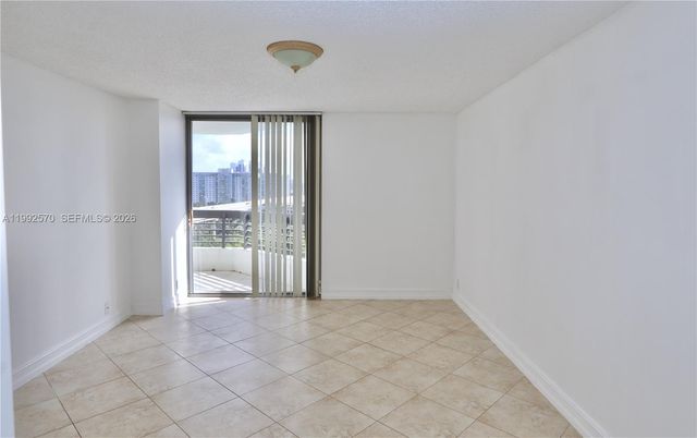 3500 Mystic Pointe Drive 1207, Aventura, FL 33180