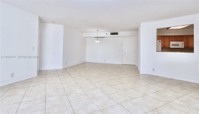 3500 Mystic Pointe Drive 1207, Aventura, FL 33180