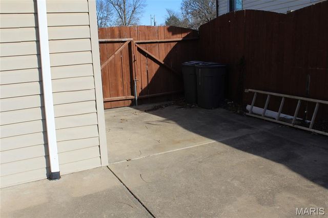 329 Reno Avenue, East Alton, IL 62024