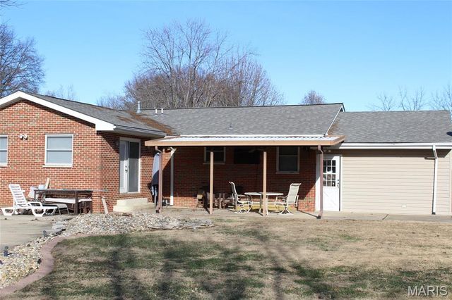 329 Reno Avenue, East Alton, IL 62024
