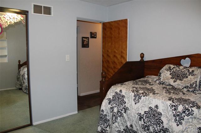 329 Reno Avenue, East Alton, IL 62024