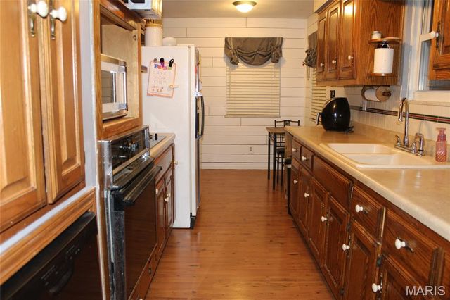 329 Reno Avenue, East Alton, IL 62024