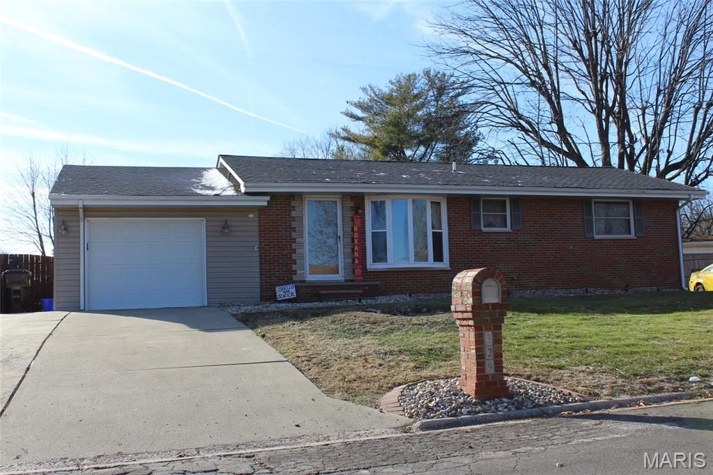 329 Reno Avenue, East Alton, IL 62024