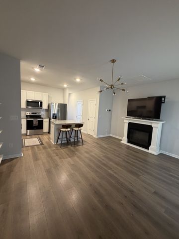 705 Dallas Dr, Columbia, TN 38401