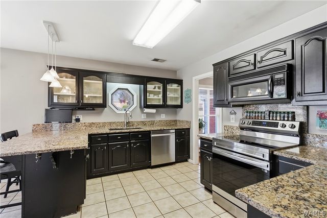 2709 Englewood, Tuscaloosa, AL 35405