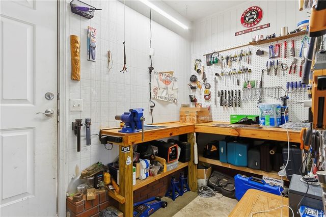 2709 Englewood, Tuscaloosa, AL 35405