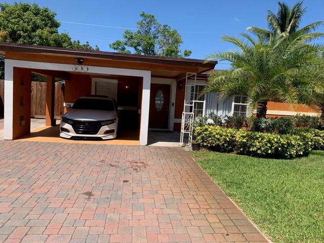 300 Long Island Ave, Fort Lauderdale, FL 33312