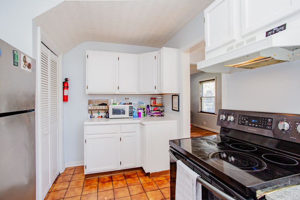 1697 Stockton Avenue, Des Plaines, IL 60018 — photo 5