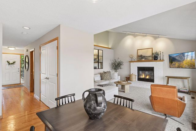 5220 Yorktown Lane N, Plymouth, MN 55442