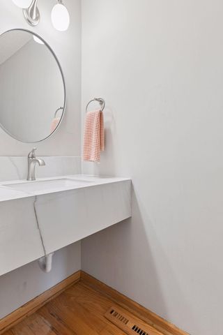 5220 Yorktown Lane N, Plymouth, MN 55442