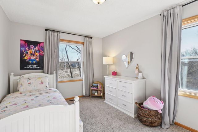 5220 Yorktown Lane N, Plymouth, MN 55442