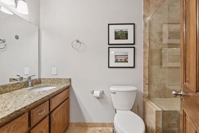 5220 Yorktown Lane N, Plymouth, MN 55442