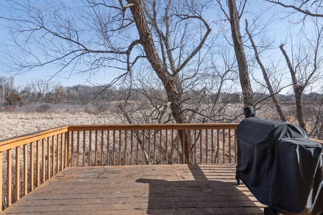 5220 Yorktown Lane N, Plymouth, MN 55442