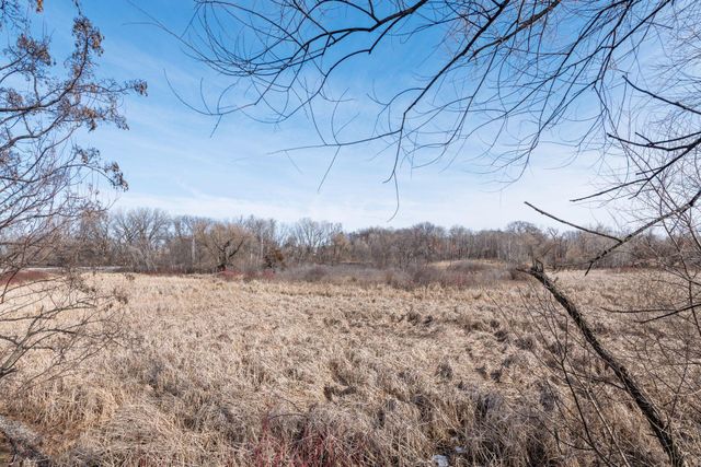 5220 Yorktown Lane N, Plymouth, MN 55442