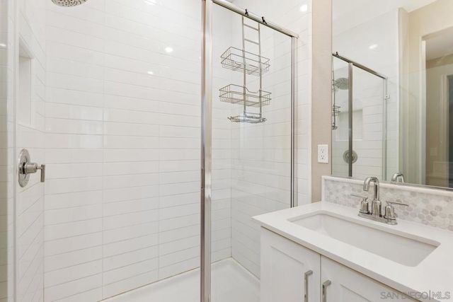 1227 Sunrise Vw 105, San Marcos, CA 92078