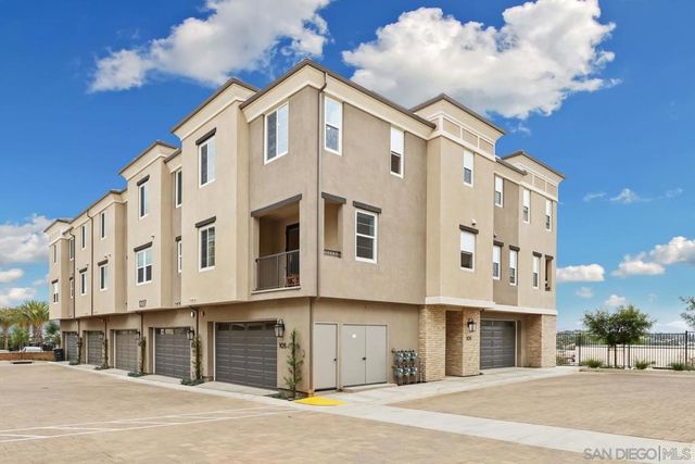 1227 Sunrise Vw 105, San Marcos, CA 92078