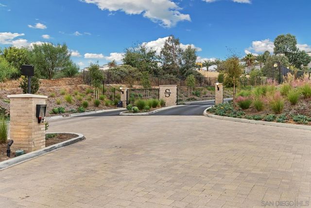 1227 Sunrise Vw 105, San Marcos, CA 92078