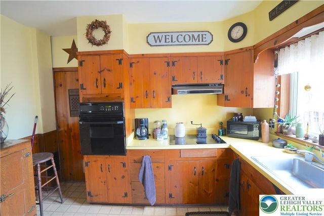 22 Dowell Street, Slatington Boro, PA 18080