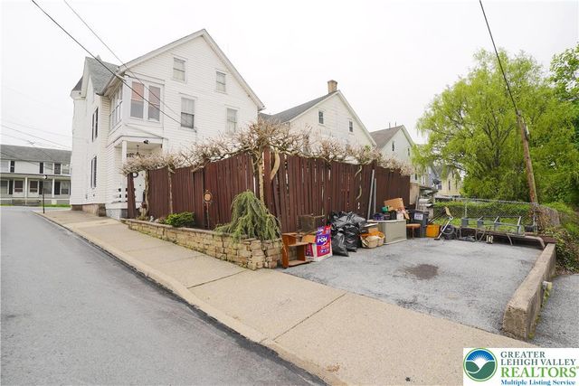 22 Dowell Street, Slatington Boro, PA 18080