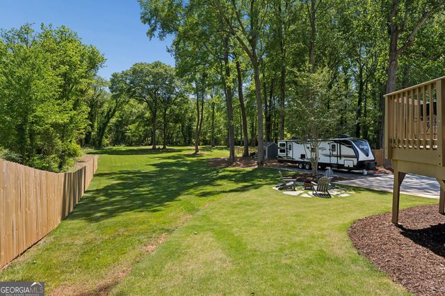 3306 Woodview Drive SE, Smyrna, GA 30082