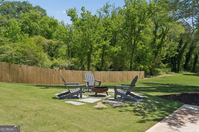 3306 Woodview Drive SE, Smyrna, GA 30082