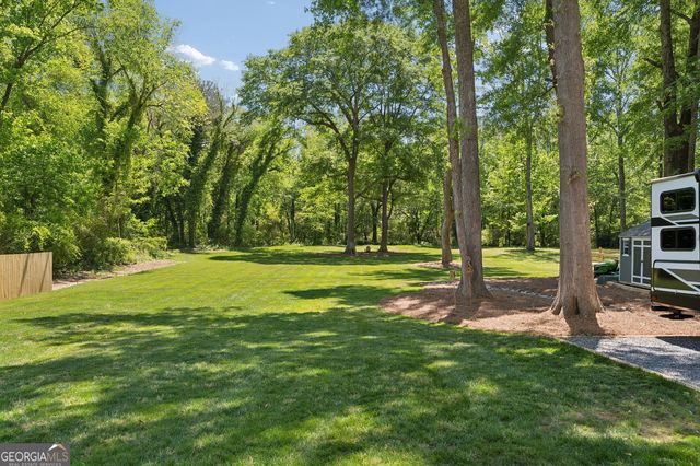 3306 Woodview Drive SE, Smyrna, GA 30082