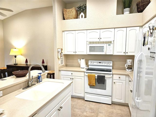 4528 CANCELLO GRANDE AVENUE, Venice, FL 34293