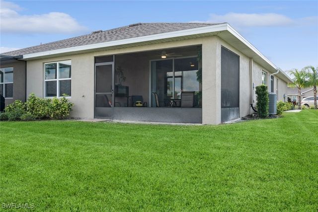 2021 Pigeon Plum WAY, North Fort Myers, FL 33917