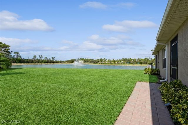 2021 Pigeon Plum WAY, North Fort Myers, FL 33917