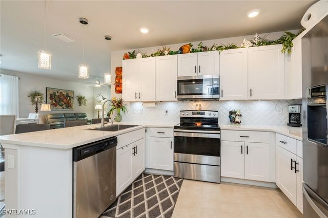 2021 Pigeon Plum WAY, North Fort Myers, FL 33917