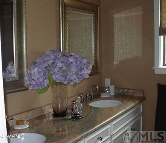 6006 BALCONES Court 19, El Paso, TX 79912