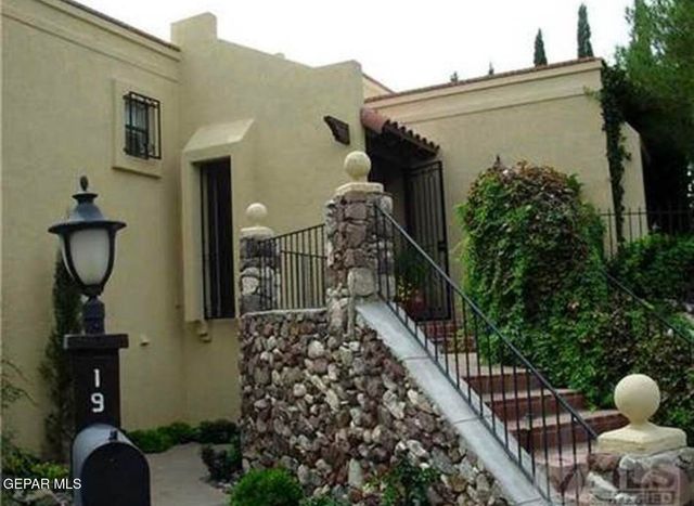 6006 BALCONES Court 19, El Paso, TX 79912