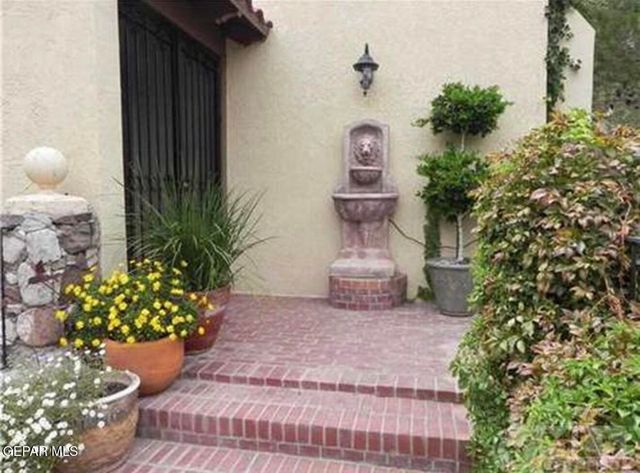 6006 BALCONES Court 19, El Paso, TX 79912