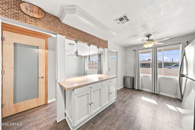 10223 N 17TH Drive, Phoenix, AZ 85021