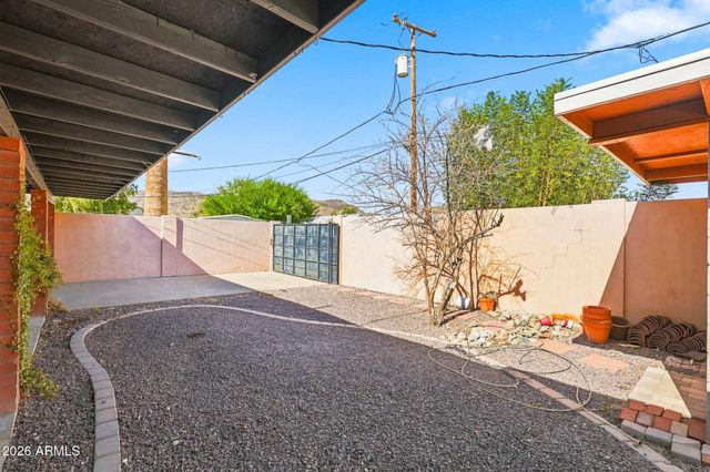 10223 N 17TH Drive, Phoenix, AZ 85021