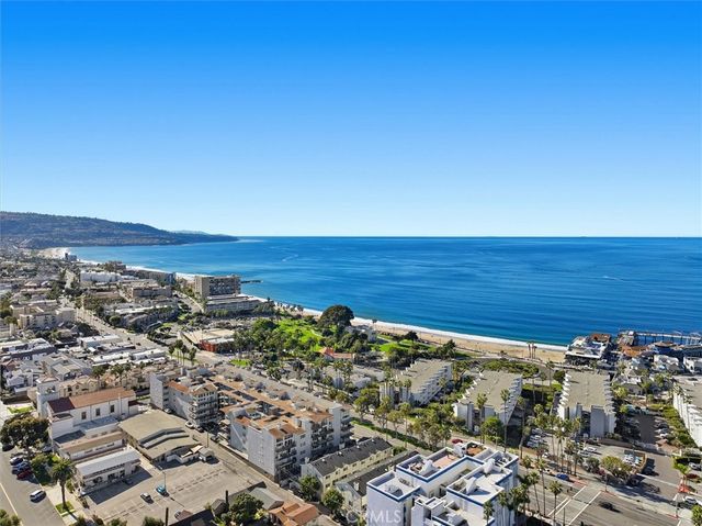208 S Catalina Avenue C, Redondo Beach, CA 90277