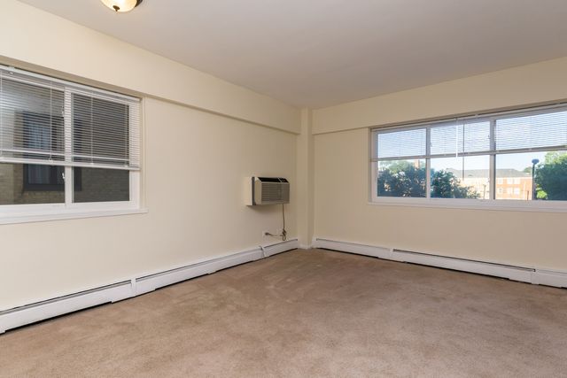 1400 chicago Avenue 308, Evanston, IL 60201