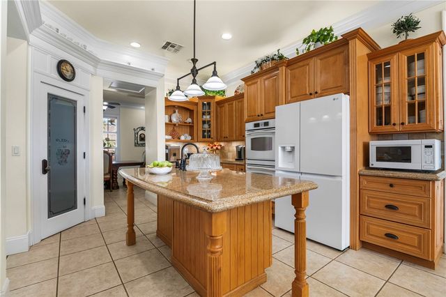 5930 N Bull Mountain Drive, Kingman, AZ 86409